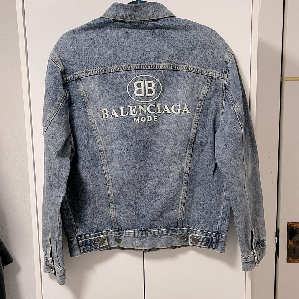Used Oversized Balenciaga BB Mode Denim Jacket - Picture 2 of 12